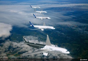 Airbus-A350XWB-Formation-Flight-02