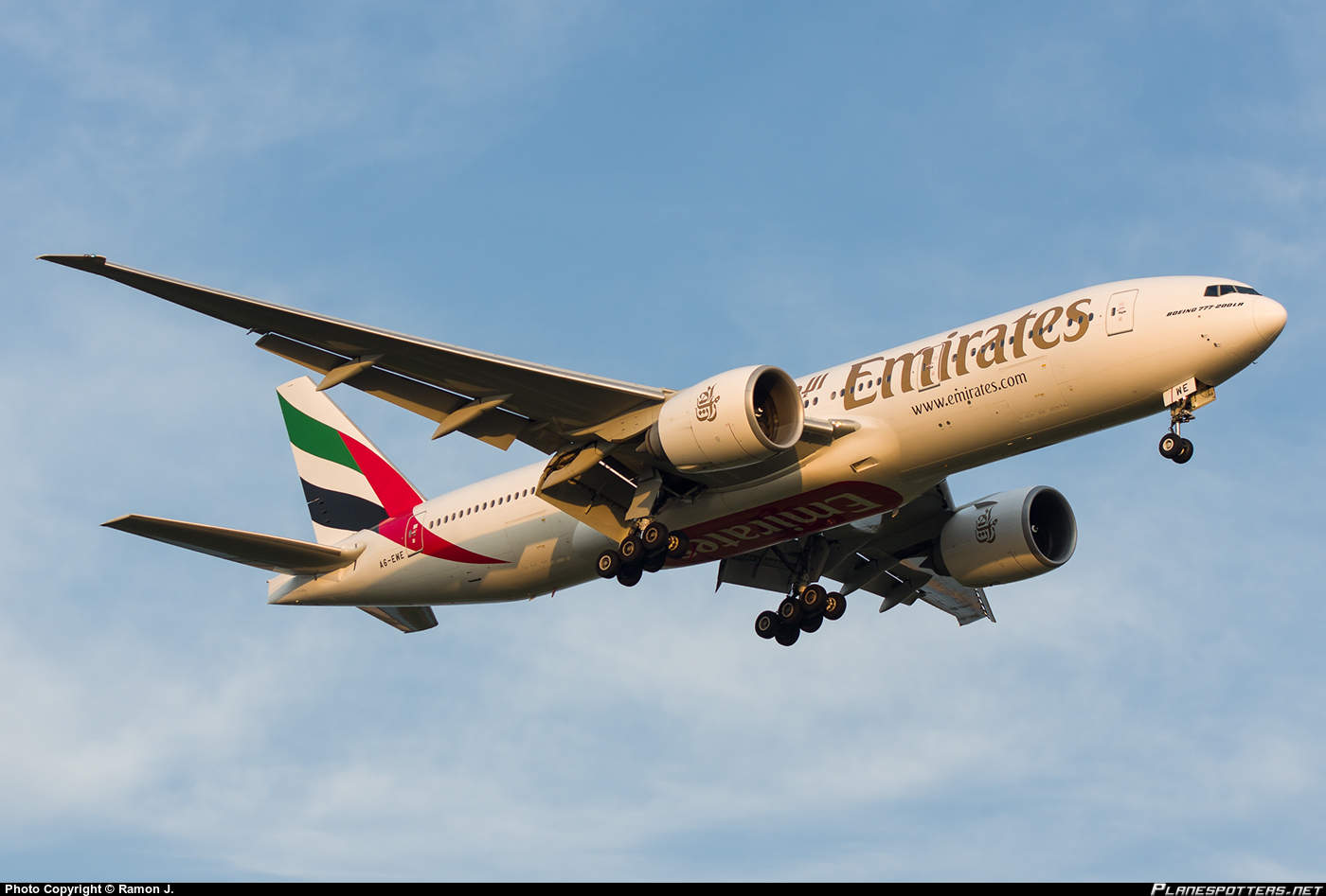 Emirates expands with two new cities in PRC